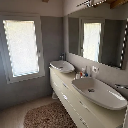 بيت للعطل Al Torrente Elegant Rustic House In
