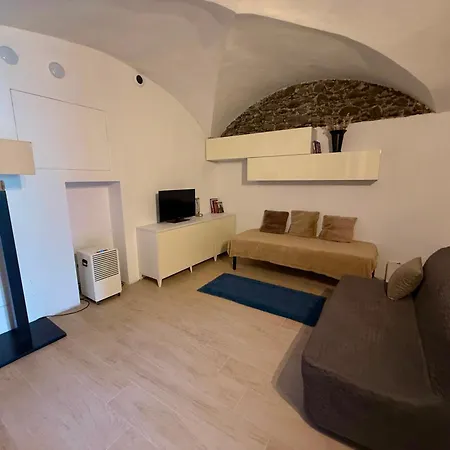 Al Torrente Elegant Rustic House In