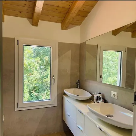 Al Torrente Elegant Rustic House In